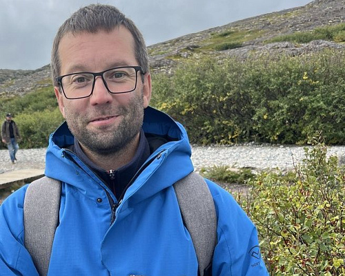 Антон Петров